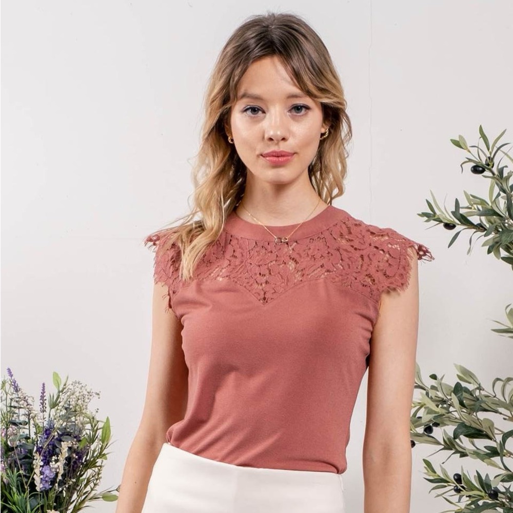 Mauve Scallop Edge Lace Top